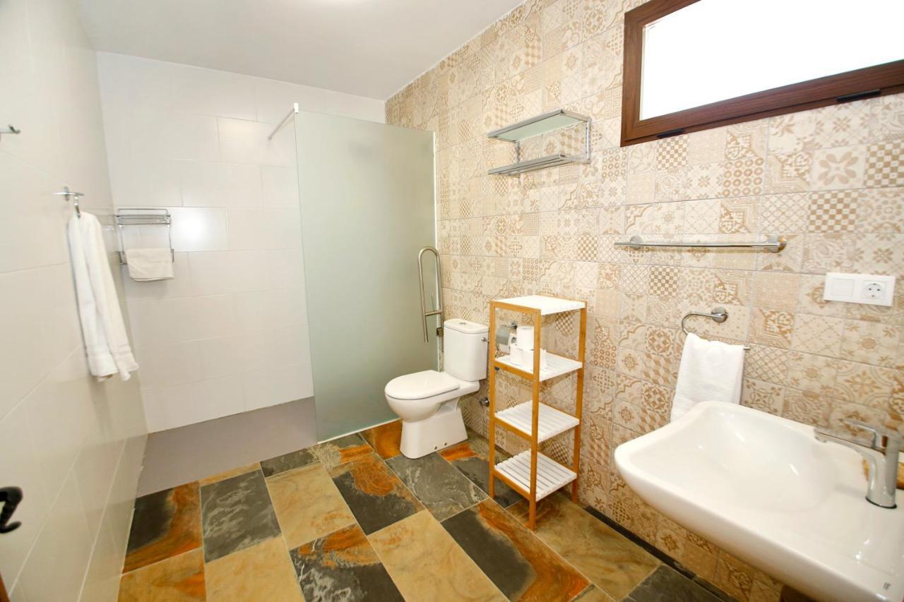 Senia Tomaset III Villa Onil Екстериор снимка